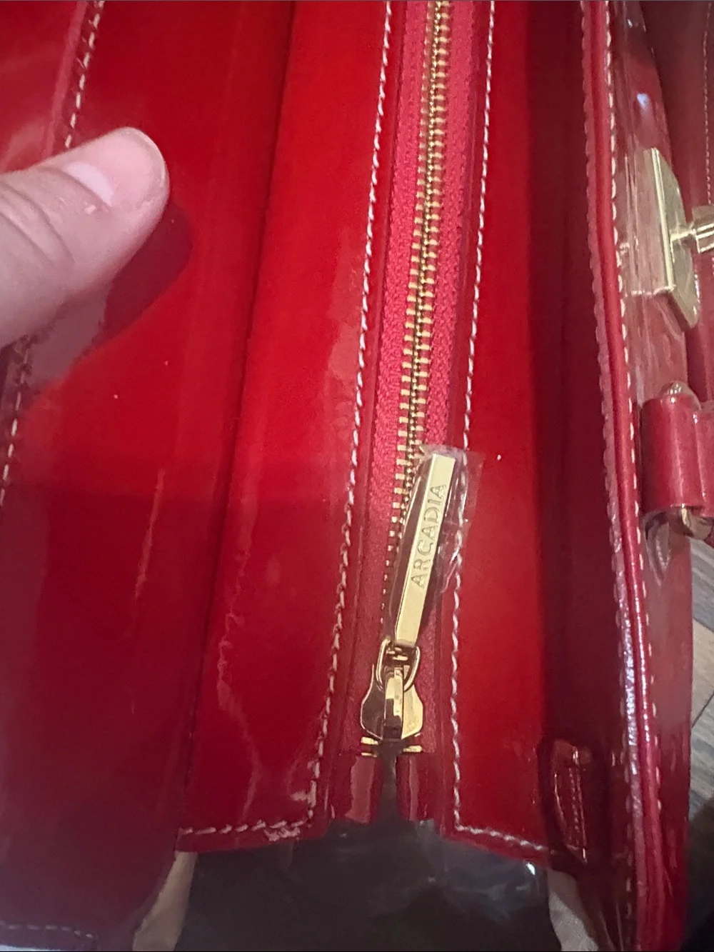 ARCADIA Italy Red Patent Leather Handbag Purse Tote Shoulder Bag‎ Embossed